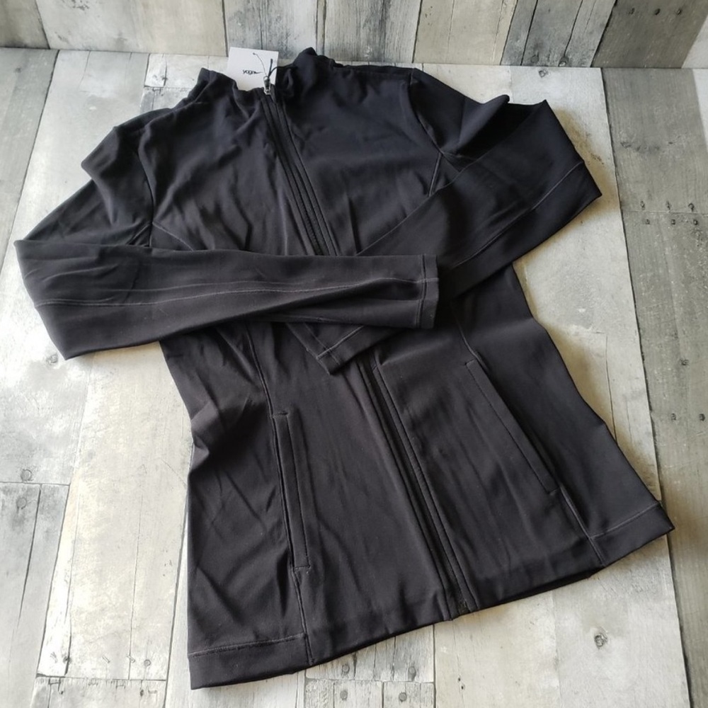 Nike Yoga Dri-FIT Luxe Full Zip Fitted Jacket - Picture 3 of 6